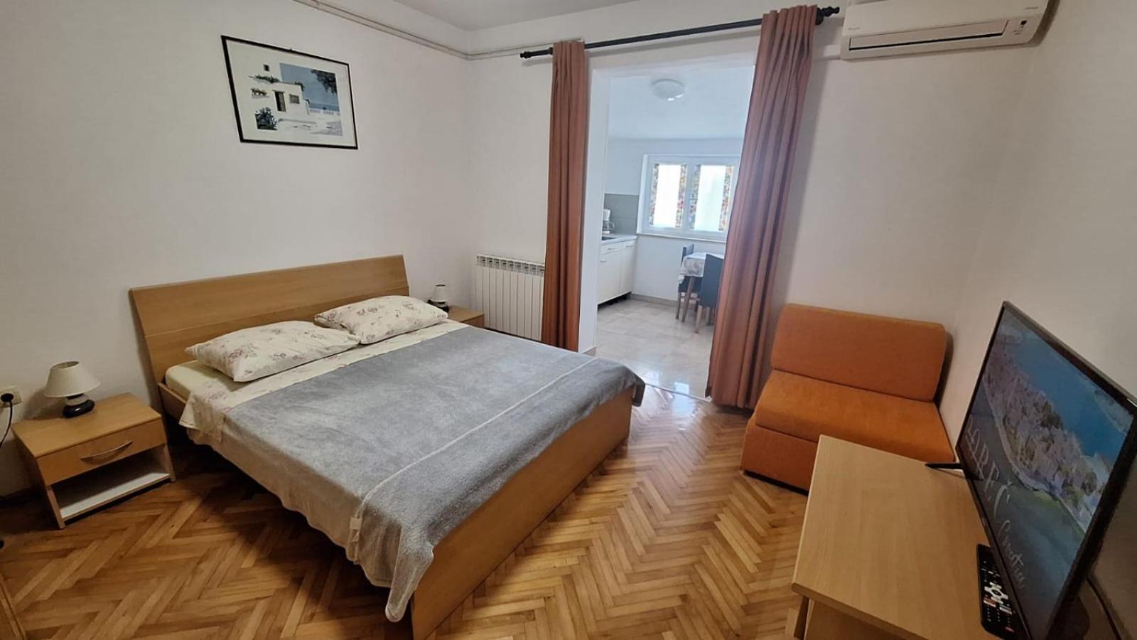 App Karmen With Free Parkig Poreč Exterior foto