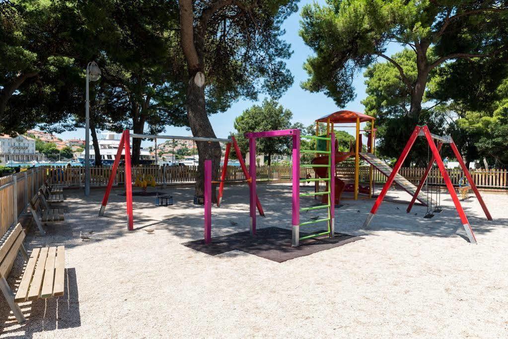 App Karmen With Free Parkig Poreč Exterior foto