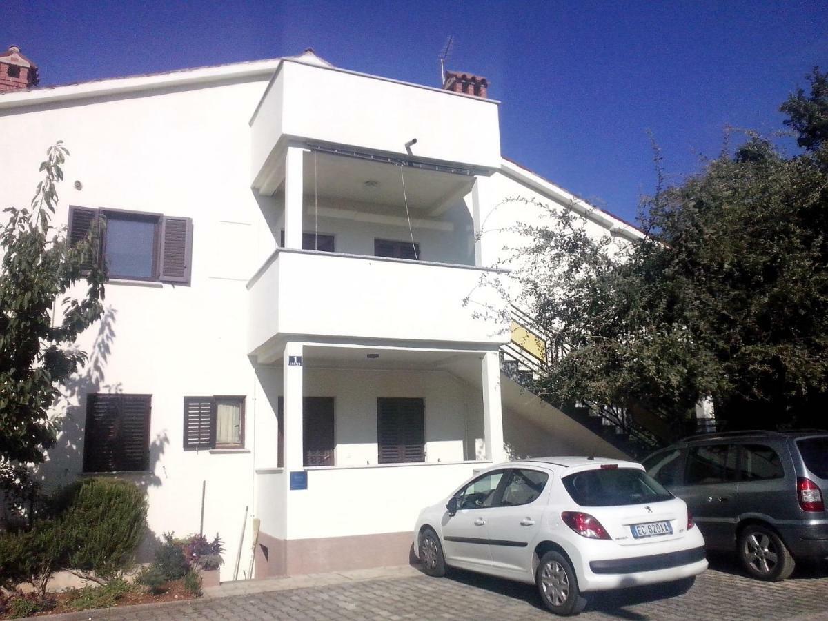App Karmen With Free Parkig Poreč Exterior foto